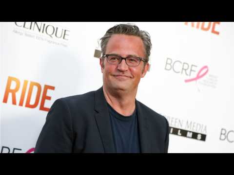 VIDEO : Matthew Perry Tweets About Long Hospital Stay