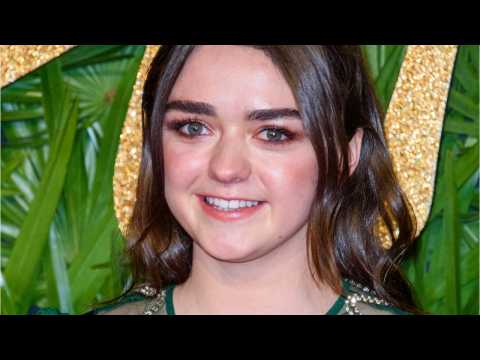 VIDEO : Maisie Williams Says Teen Years Difficult On 'Game of Thrones':