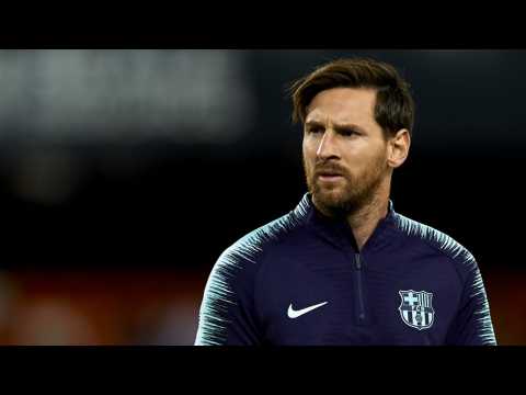 VIDEO : Lionel Messi Injures Arm After Scoring Goal For FC Barcelona