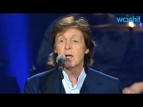 VIDEO : How Would You Act If You Joined Paul McCartney Onstage? Probably Just Like Dave Grohl
