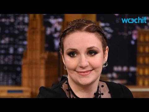 VIDEO : Lena Dunham Shows Off Her Figure in Nothing But Lingerie