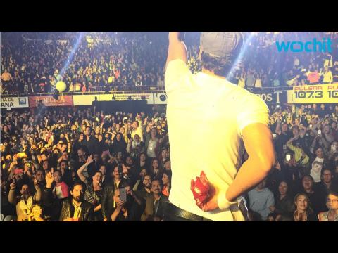 VIDEO : Drone Slices Enrique Iglesias During Tijuana Concert