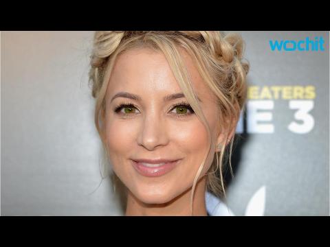 VIDEO : Kevin Connolly Is Dating Entourage Co-Star Sabina Gadecki