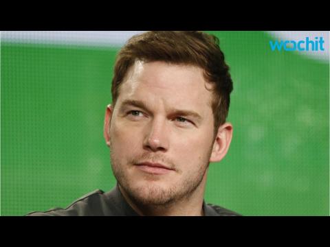 VIDEO : Chris Pratt Gets Pranked Into Telling an Interviewer's Mom That Her Son Has an STD