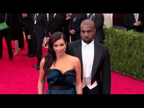VIDEO : Kim Kardashian souhaite un joyeux anniversaire à Kanye West sur Twitter