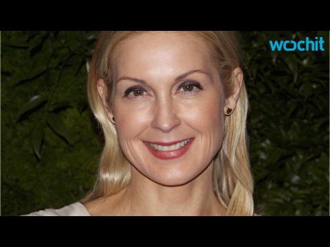 VIDEO : Kelly Rutherford Reunited With Children