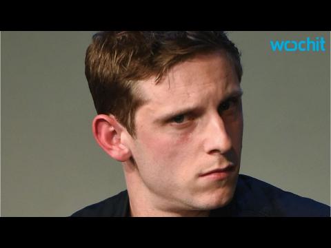 VIDEO : Jamie Bell Talks Fatherhood, A Bit Worried About Son's Recent ''Fascination''