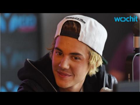 VIDEO : Justin Bieber Lip-Syncs Fergie's