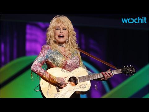 VIDEO : NBC Casts Its Young Dolly Parton