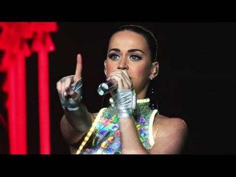 VIDEO : Katy Perry Just Out-Earned Everybody in Hollywood