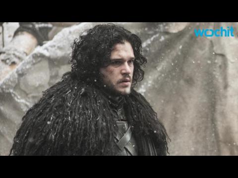 VIDEO : Emilia Clarke Keeps Jon Snow Controversy Alive After Season Finale