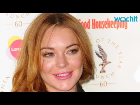 VIDEO : Lindsay Lohan Rocks Sexy One-Piece in Freezing Cold Cryotherapy Chamber