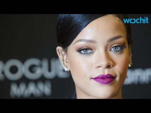VIDEO : Rihanna Beats Out Swift And Perry For Top Digital Singles Artist