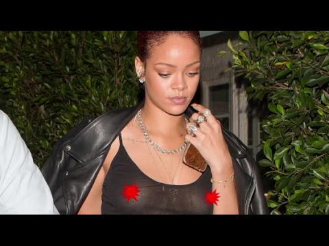 VIDEO : Rihanna laisse son soutien-gorge à la maison pour un look sexy