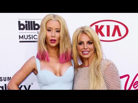 VIDEO : Britney Spears Takes a Dig at Iggy Azalea's Lack of Shows