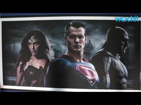 VIDEO : Ben Affleck Makes First Public Appearance Since Split for Batman Vs. Superman Comic-Con Pane