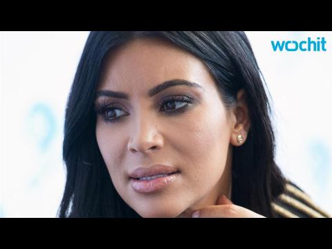 VIDEO : Fan's Selfie With Waxed Kim Kardashian