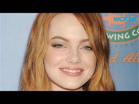 VIDEO : Emma Stone Cried After Hackers Leaked Her Phone Number