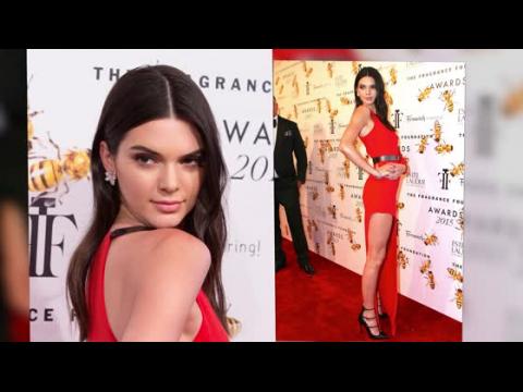 VIDEO : Kendall Jenner Stuns At The Fragrance Awards After Getting Inked