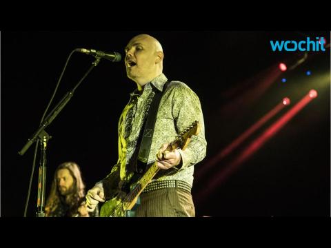VIDEO : Billy Corgan on Touring With Marilyn Manson and Battling Nostalgia