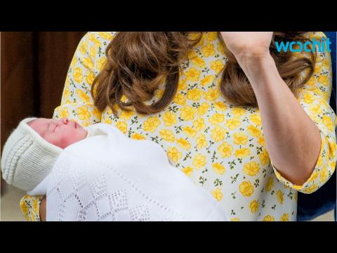 VIDEO : Royal Family Shares Photo of Princess Charlotte With Prince George, Internet Loses it