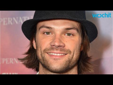 VIDEO : Jared Padalecki Looks Happier Than Ever at the Gilmore Girls Reunion!