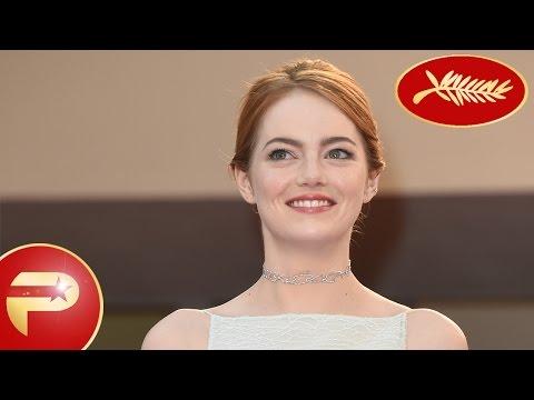 VIDEO : Cannes 2015 - Emma Stone divine pour la monte des marches