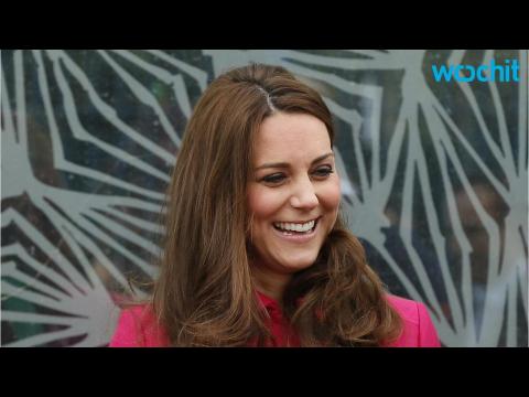 VIDEO : Kate Middleton's Favorite Striped Shirt Now Has A 2-Month Waiting List