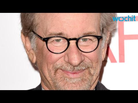 VIDEO : Steven Spielberg Talks 'BFG' Filming