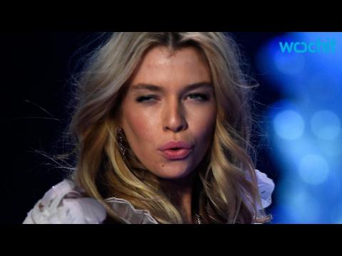 VIDEO : Miley Cyrus Makes Out With Victoria's Secret Model Stella Maxwell