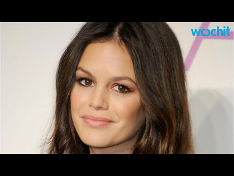 VIDEO : Rachel Bilson Shows Off Baby Briar's Adorable July 4th Outfit
