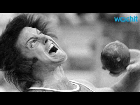 VIDEO : Bruce Jenner's 1984 Olympic Torch Going On Auction Block