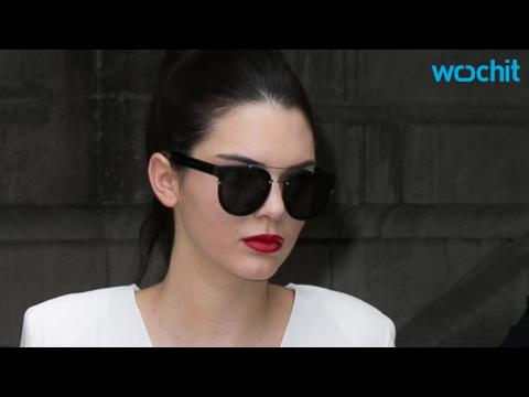 VIDEO : Kendall Jenner Closes Chanel Fashion Show in Breathtaking Bridal Pantsuit