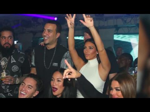 VIDEO : Kim Kardashian fait la fête comme une star du rock à Abu Dhabi alors que Kanye a l'air dépri