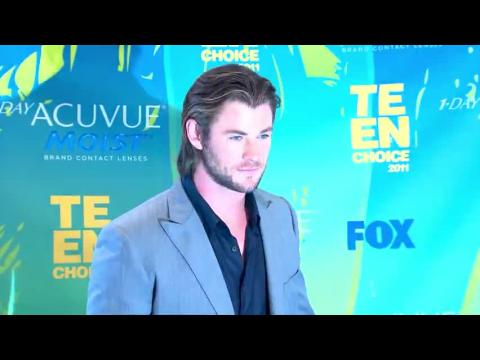 VIDEO : Chris Hemsworth, el Sexiest Man Alive de People, es nuestro #ManCrushMonday