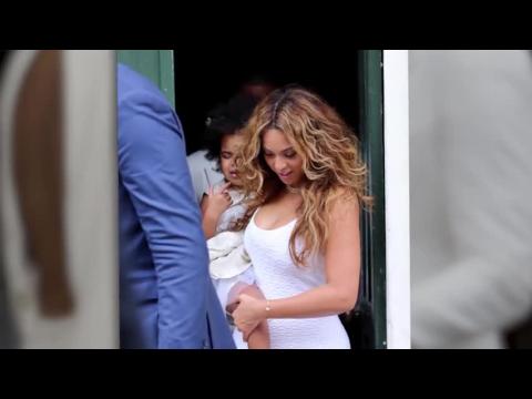 VIDEO : Beyonc y Jay Z dejan drama familiar atrs y se unen para celebrar matrimonio de Solange Kno