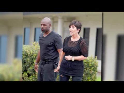 VIDEO : Kris Jenner cariosa con su nuevo hombre Corey Gamble