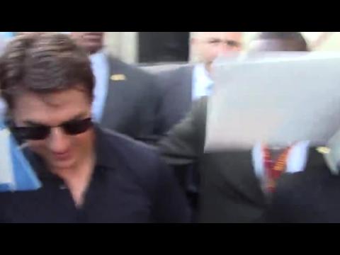 VIDEO : Lindsay Lohan nie les rumeurs d'une liaison avec Tom Cruise