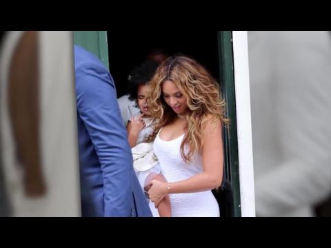 VIDEO : Beyonc and Jay Z Put Family Drama Behind Them To Celebrate Solange Knowles Wedding