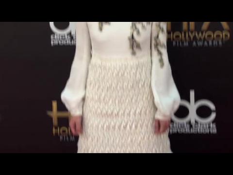 VIDEO : Keira Knightley Expecting Her First Child