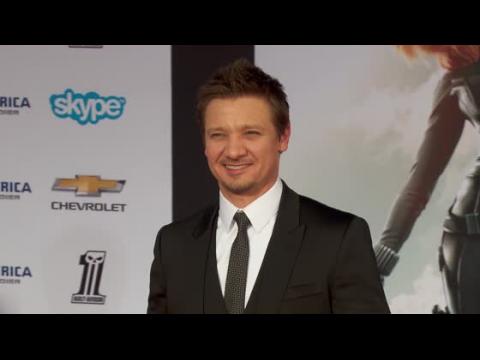VIDEO : Jeremy Renner's Marriage is Done After 10 Months, Wife Claims Fraud