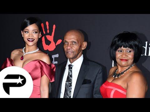VIDEO : Rihanna : Sage et glamour devant sa famille