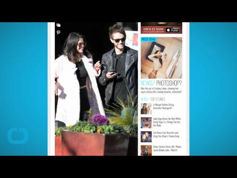 VIDEO : Selena gomez and zedd can't help but smile while stepping out together in atlanta
