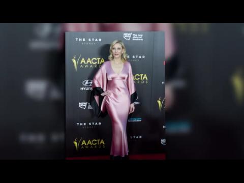 VIDEO : Cate Blanchett Reveals She Went Commando For The AACTA's in Sydney
