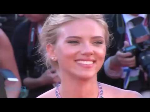 VIDEO : Scarlett Johansson Got Married?