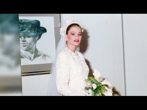 VIDEO : Check Out Sofia Vergara As A Blushing Bride At 18