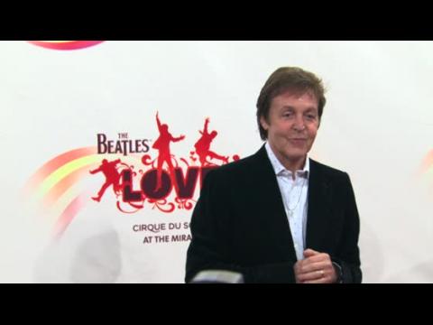 VIDEO : Kanye West Has Fans Who Don't Know Who Paul McCartney Is
