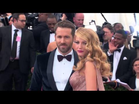 VIDEO : Blake Lively and Ryan Reynolds Welcome Their First Baby