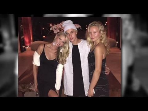 VIDEO : Christie Brinkley de fiesta con Justin Bieber