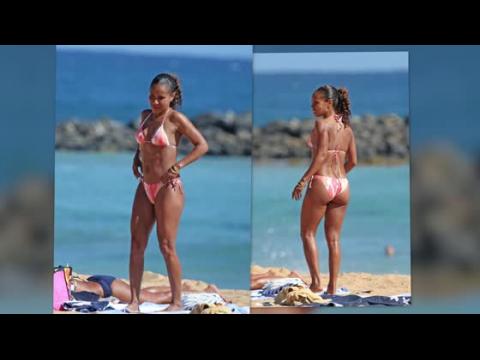 VIDEO : 43-Year-Old Jada Pinkett-Smith Stuns in a Bikini in Hawaii